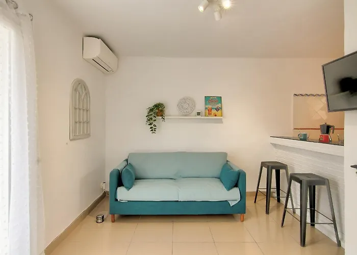 Atic Els Pins Apartment *